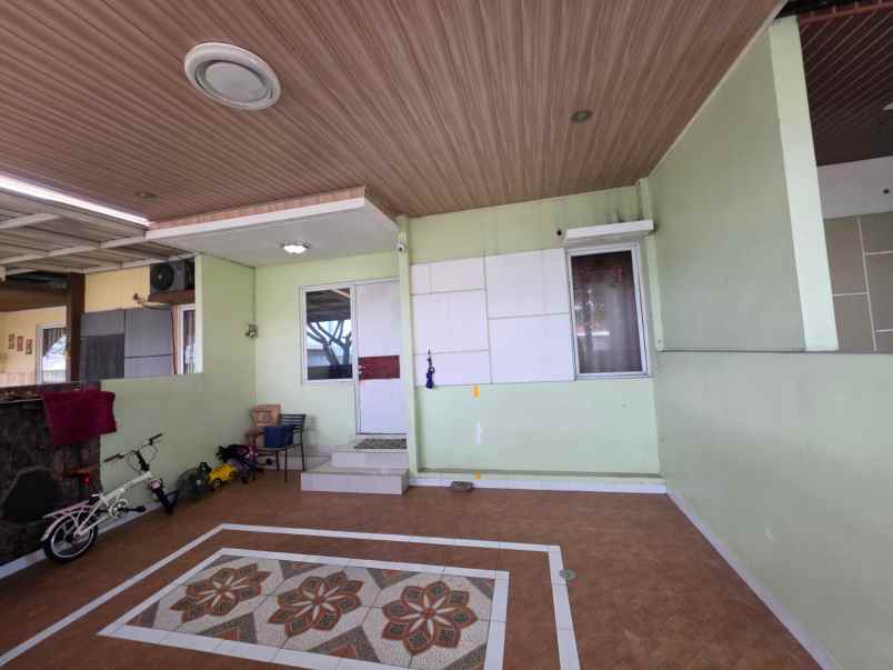 dijual rumah talaga bestari