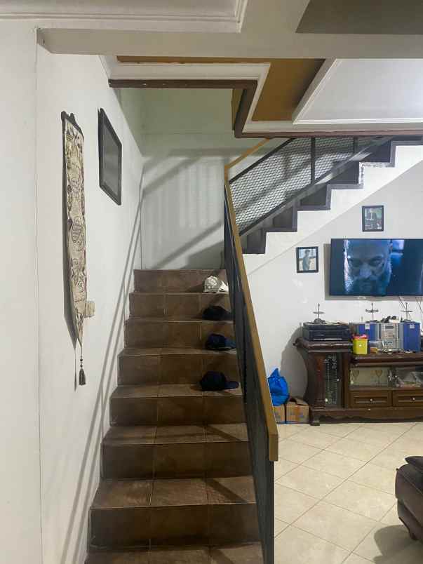 dijual rumah taman pagelaran padasuka