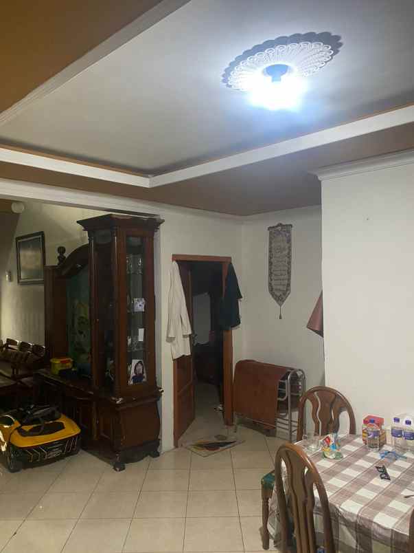 dijual rumah taman pagelaran padasuka