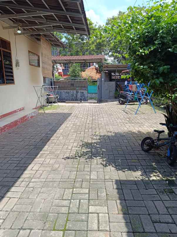 dijual rumah tanah kusir