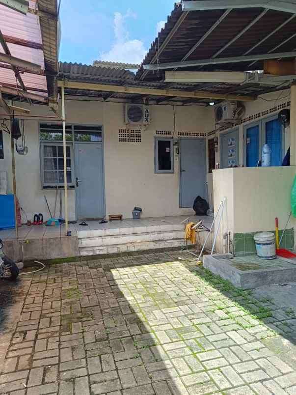 dijual rumah tanah kusir