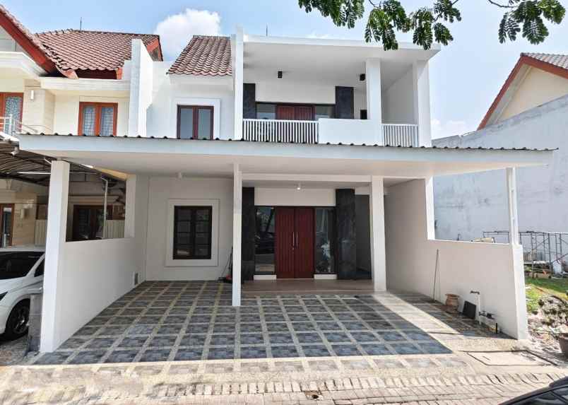 dijual rumah the gayungsari