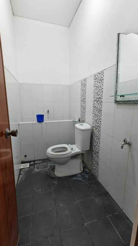 dijual rumah the gayungsari