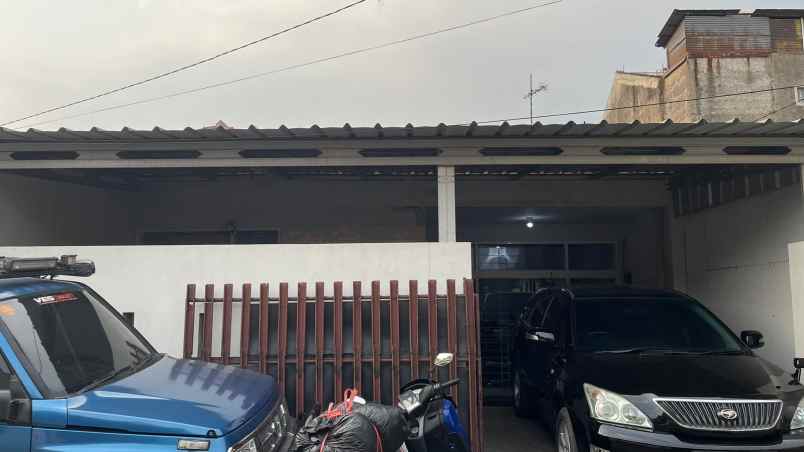 dijual rumah tinggal cijerah