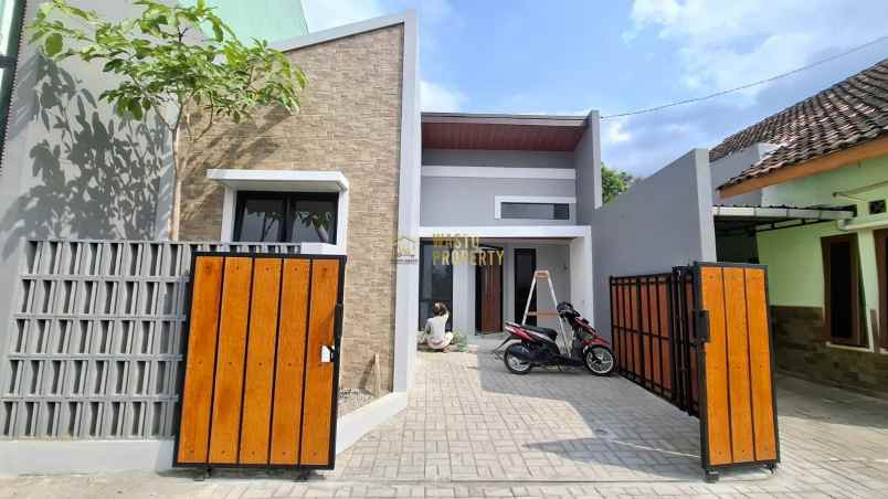 dijual rumah trihanggo gamping sleman