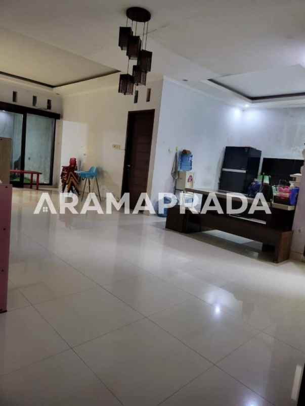 dijual rumah tukad pakerisan