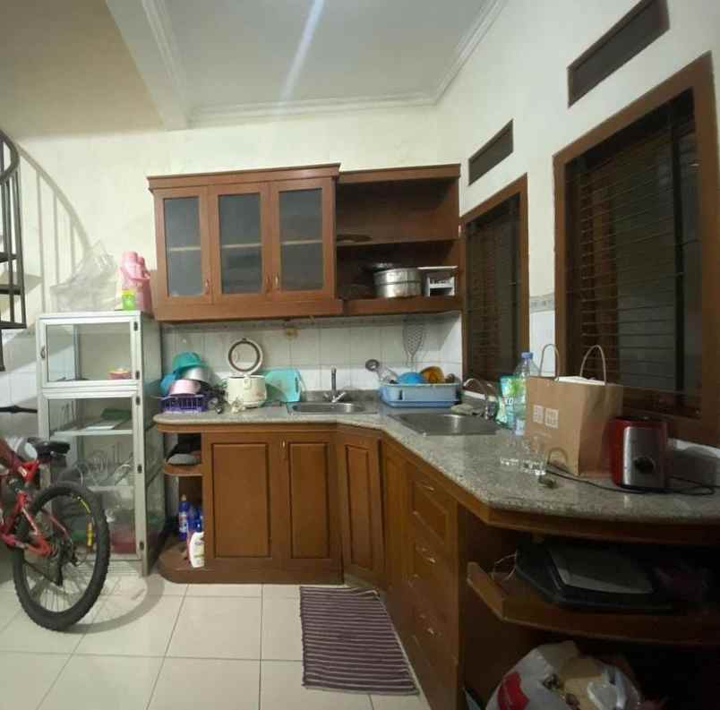 dijual rumah turangga kota bandung