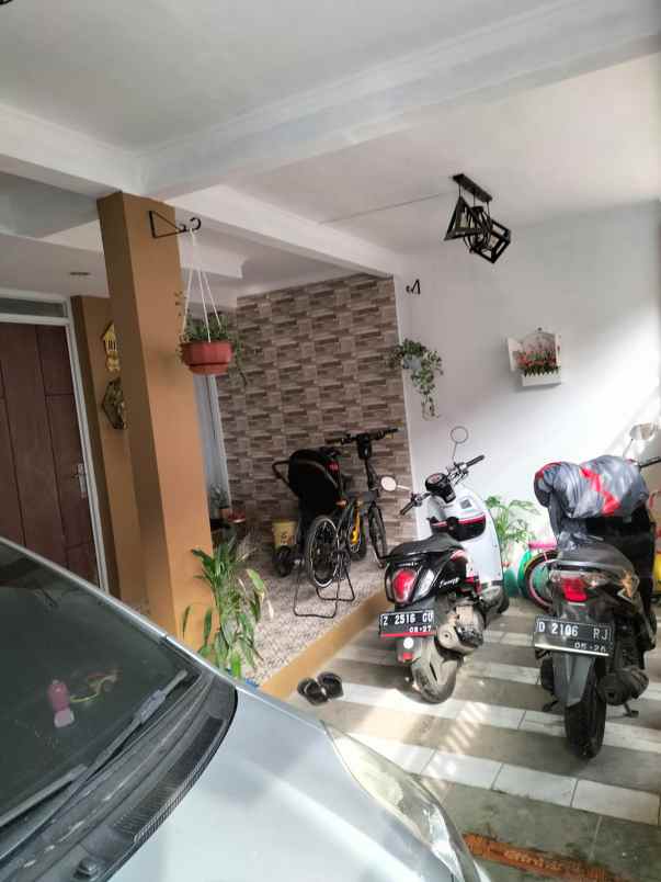 dijual rumah ujungberung