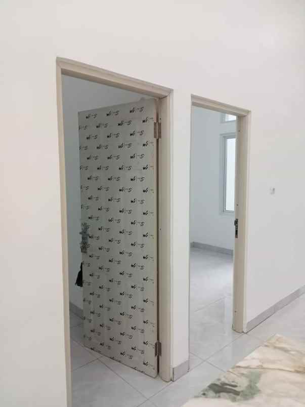 dijual rumah villa indah permai kota bekasi