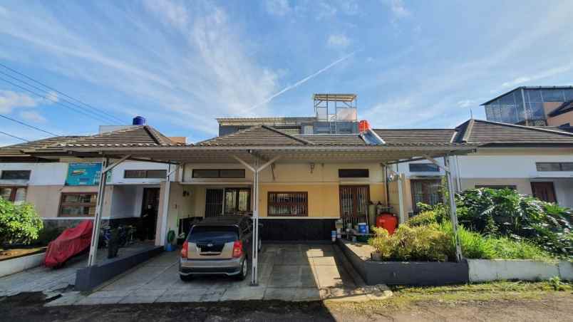 dijual rumah waruga jaya