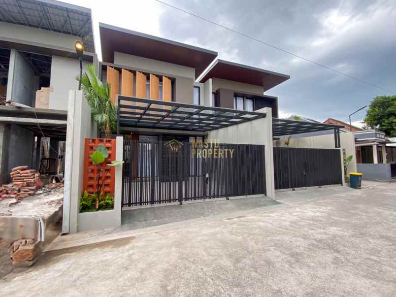 dijual rumah wedomartani ngemplak