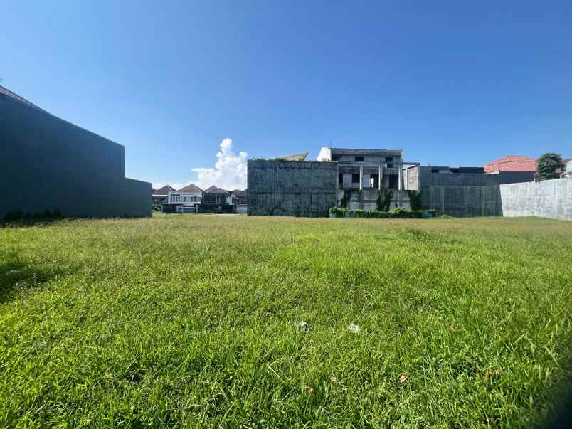 dijual tanah jalan dian istana taman