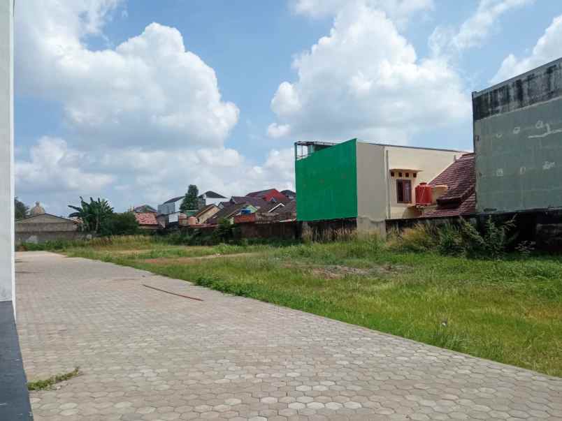 dijual tanah jalan ponorogo