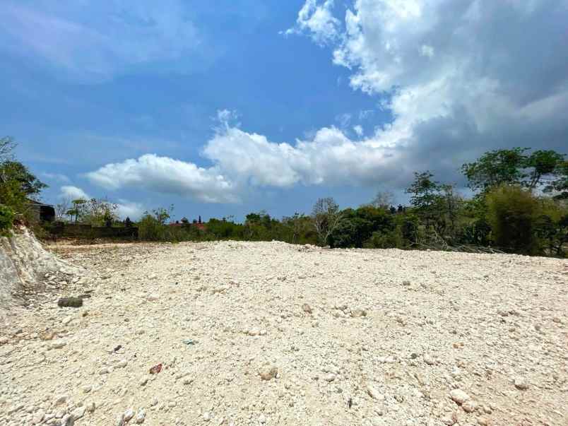 dijual tanah jalan ungasan kuta badung bali