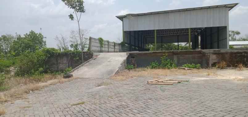 dijual tanah jl raya dradah blumbang