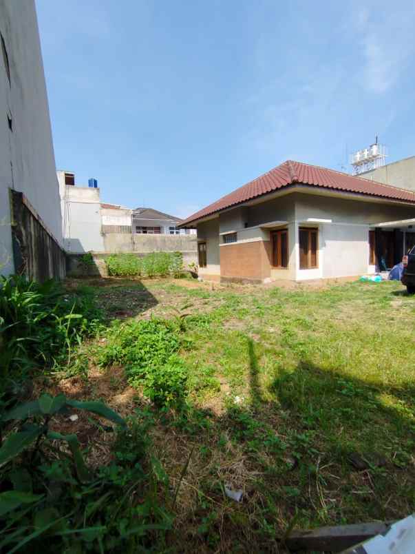 dijual tanah komplek elit singgasana