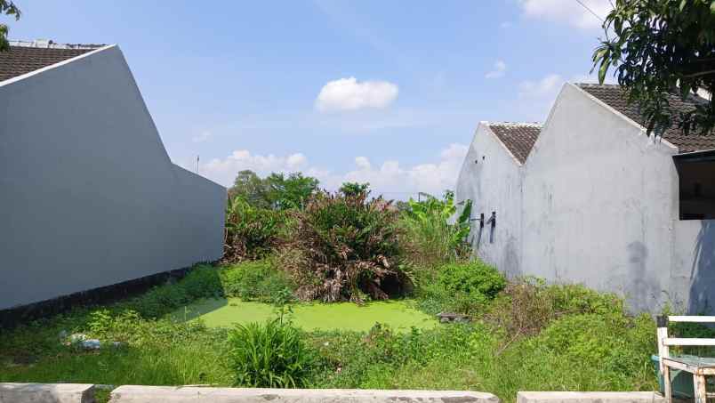 dijual tanah perumahan bpd iii