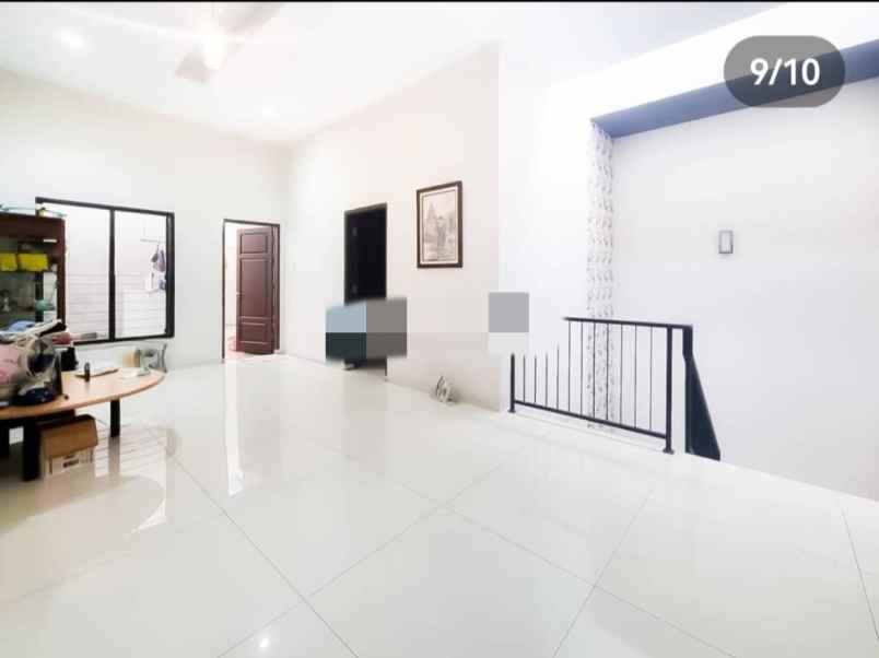 dijual villa komplek cemara asri jalan peony