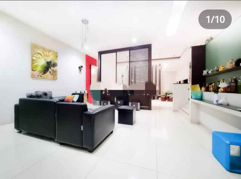 dijual villa komplek cemara asri jalan peony