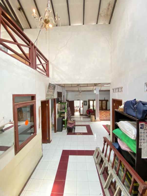 dijual villa kopo cisarua bogor