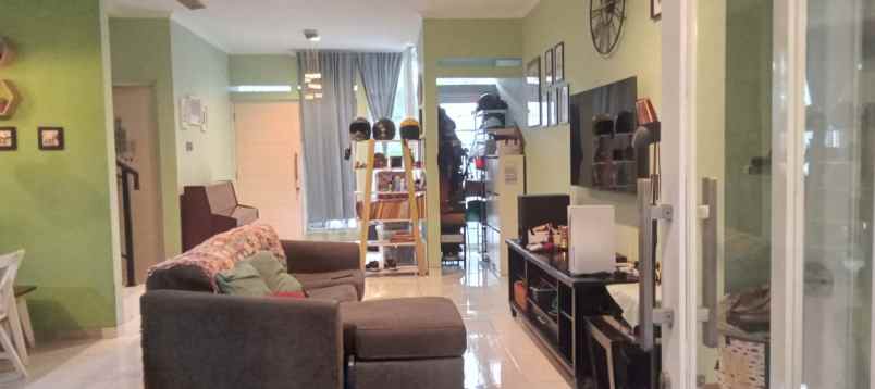 disewa rumah bebas banjir di green ara cluster damar