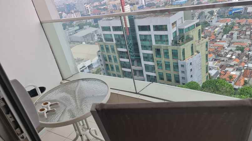 disewakan apartemen tunjungan plaza