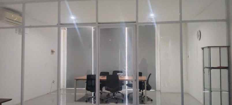 disewakan gudang siap pakai di bizpark 3 bekasi