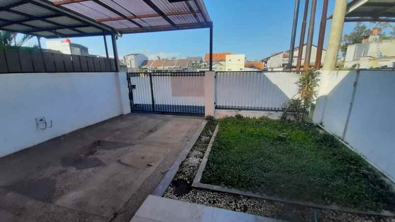 disewakan rumah cisaranten kulon arcamanik