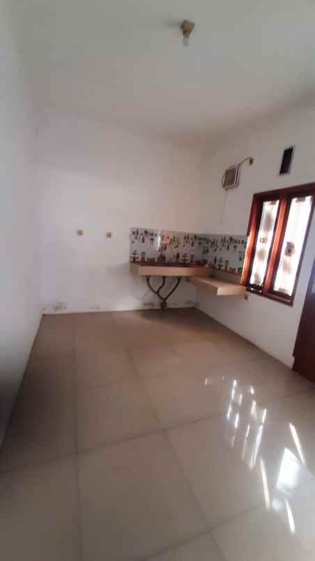 disewakan rumah cisaranten kulon arcamanik