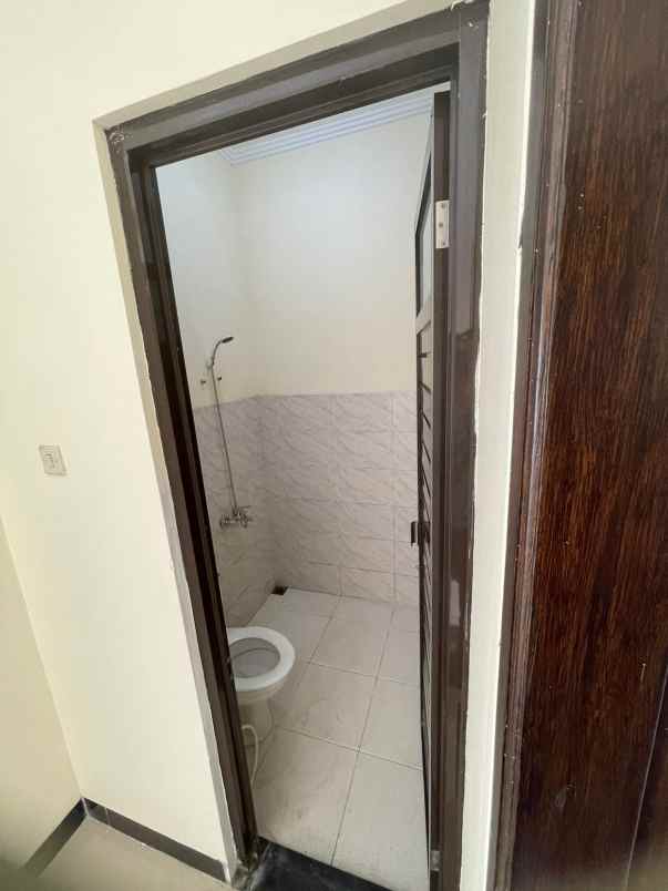 disewakan rumah cisasawi cihanjuang