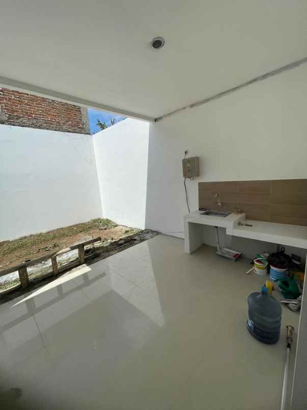 disewakan rumah cisasawi cihanjuang