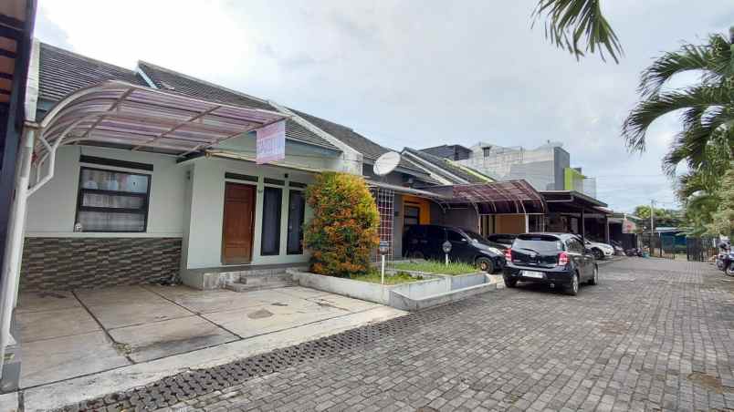 disewakan rumah cisasawi cihanjuang