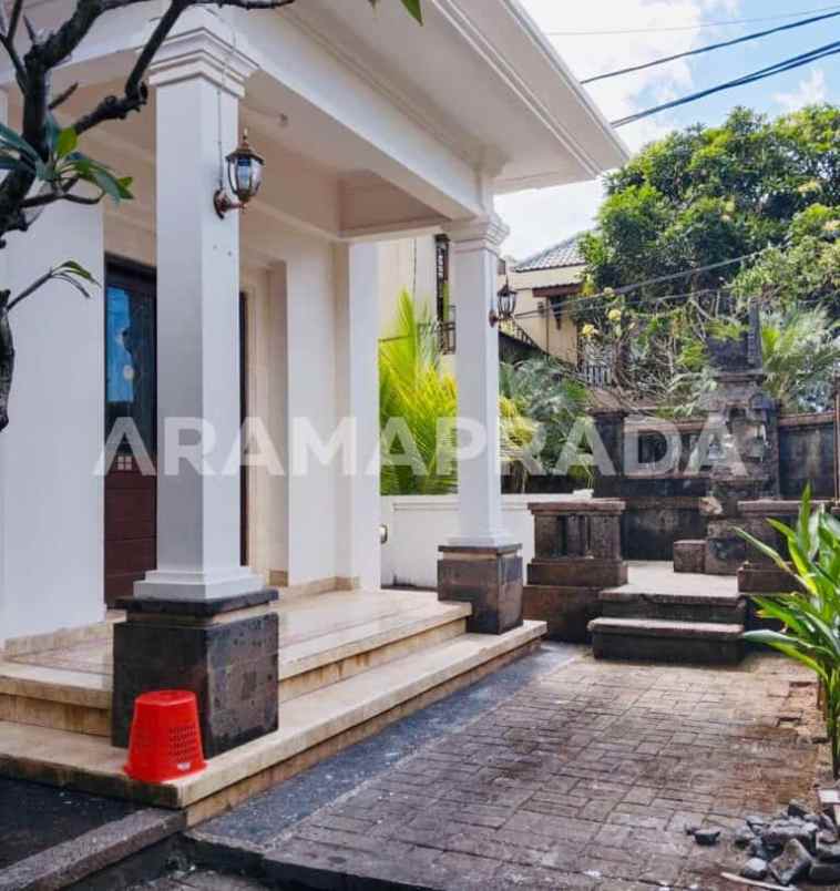 disewakan rumah jimbaran