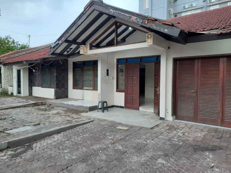 disewakan rumah jl erlangga semteng semarang