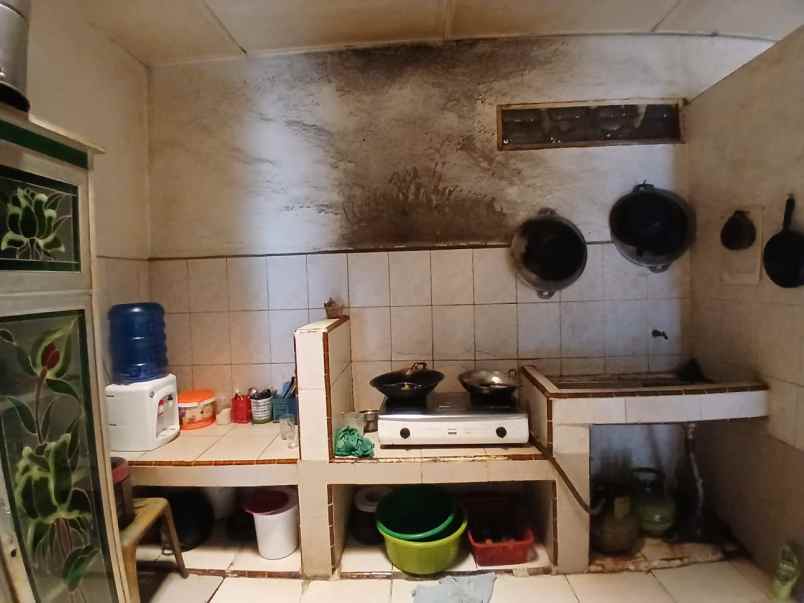 disewakan rumah jl pasar 3 gg melur dalam