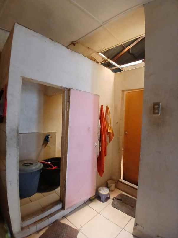 disewakan rumah jl pasar 3 gg melur dalam