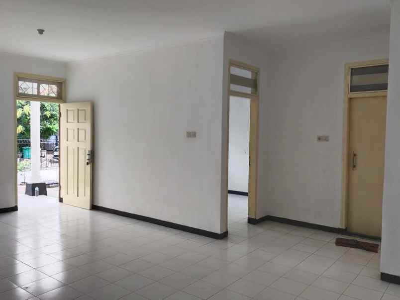 disewakan rumah pandugo