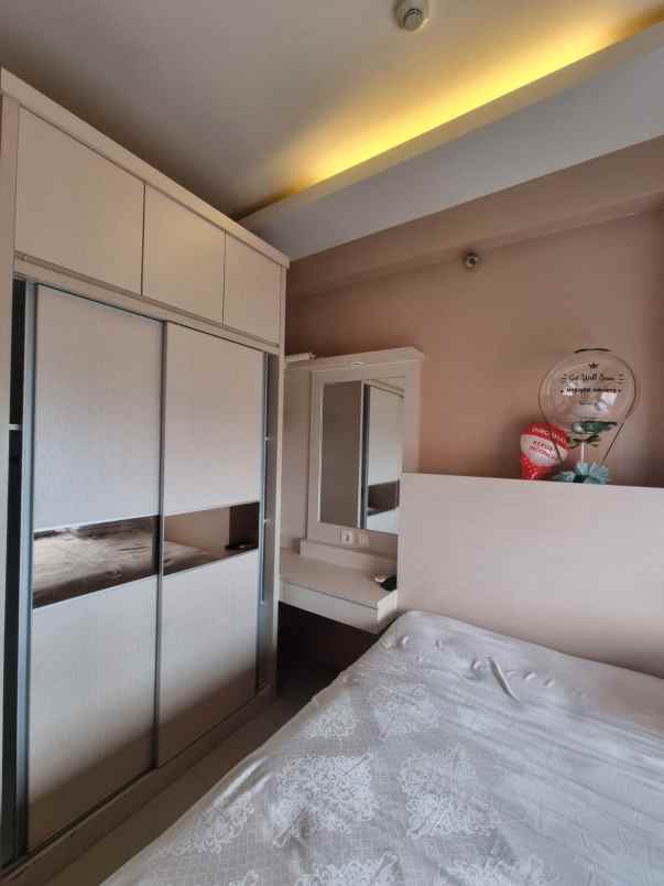 disewakan unit apartemen green pramuka siap huni