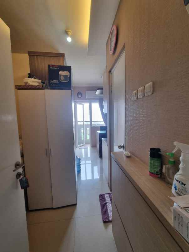 disewakan unit apartemen green pramuka siap huni