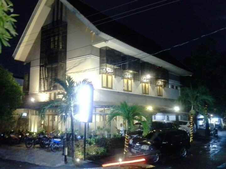 hotel jln raya singosari semarang