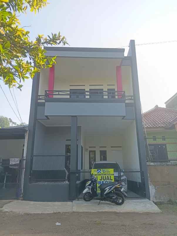 jual cepat rumah siap huni 2 lantai di cipageran