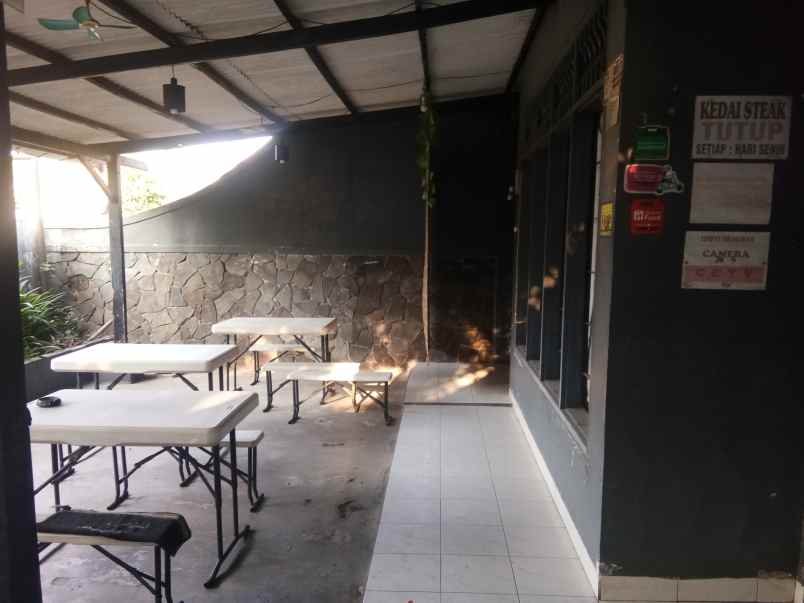 jual murah rumah di pusat keramaian pusat kota