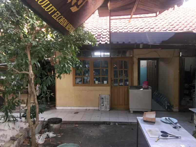 jual murah rumah di pusat keramaian pusat kota