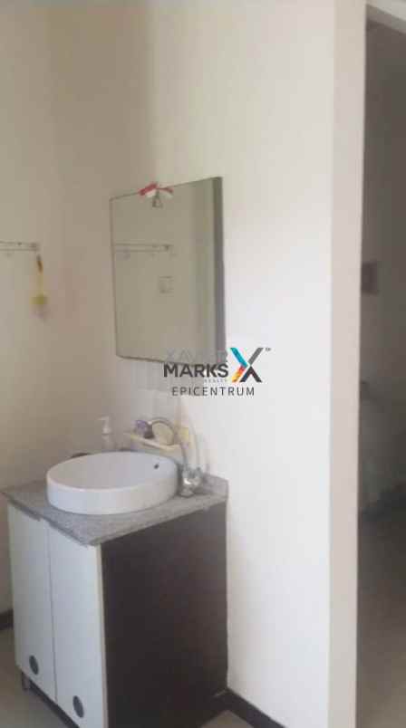 jual rugi rumah sukolilo dian regency 2 furnished