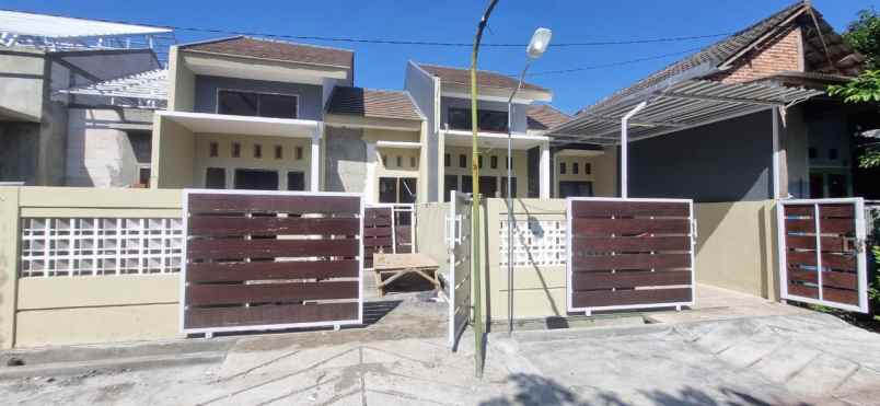 jual rumah baru lokasi wage aloha waru sidoarjo