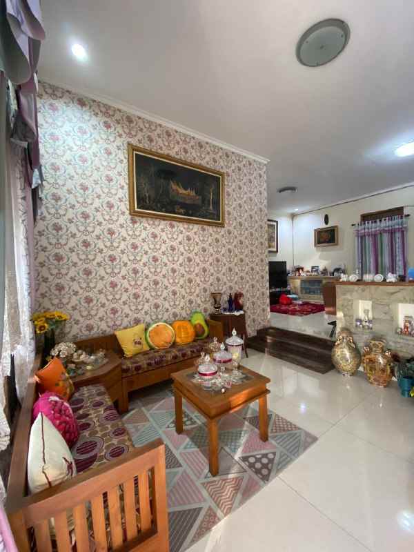 jual rumah deltasari indah sidoarjo