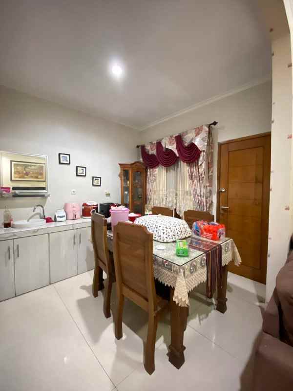 jual rumah deltasari indah sidoarjo