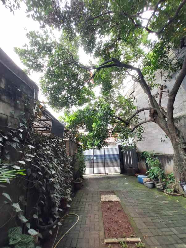 jual rumah di kramat jati jakarta timur