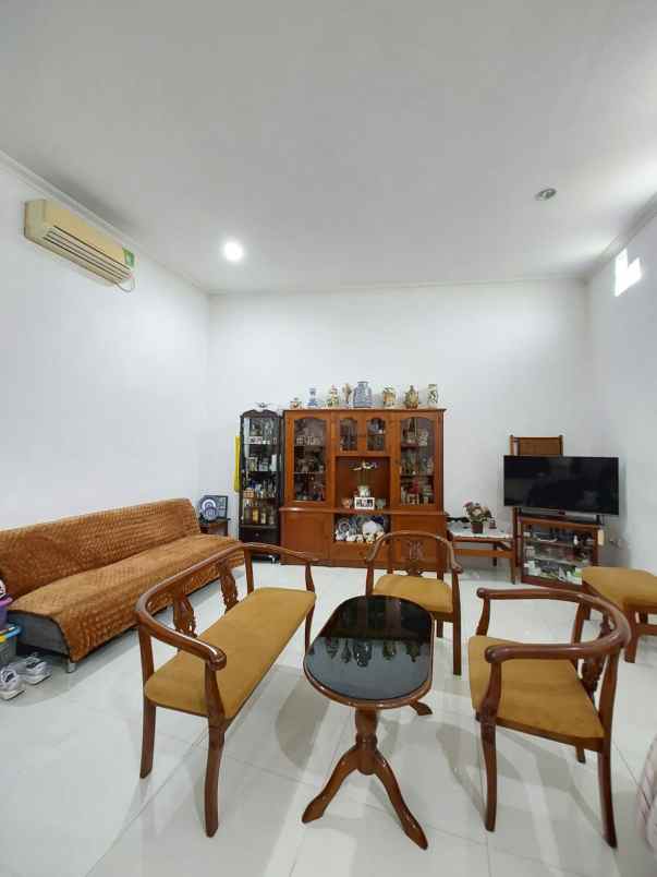 jual rumah di kramat jati jakarta timur