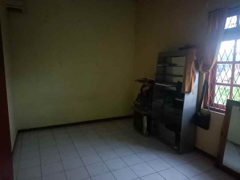 jual rumah kosong shm di jalan jemursari kota surabaya